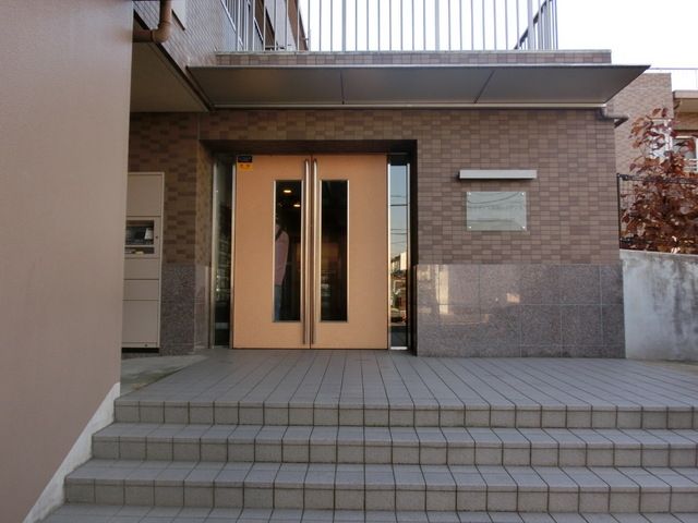 エントランス　★お洒落なエントランススペースです★