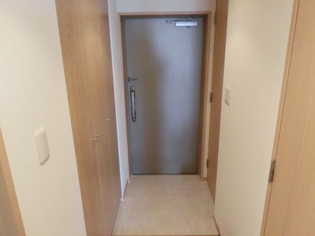 玄関　★おしゃれな玄関スペースです★