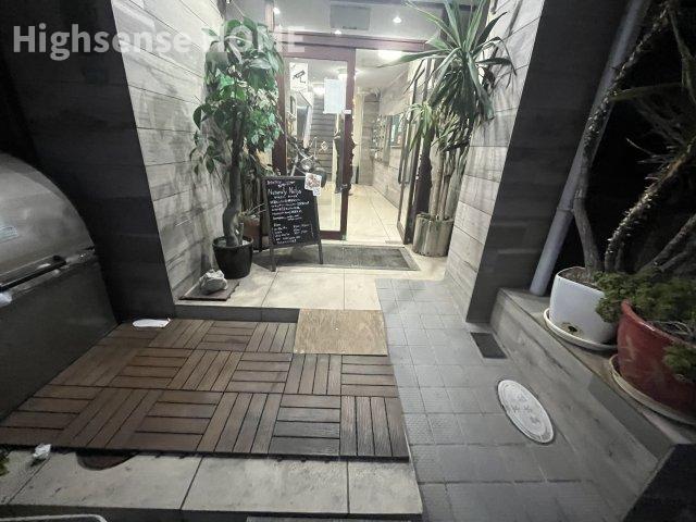 エントランス　清潔なエントランスです