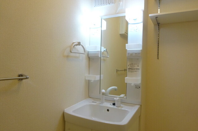 洗面設備　洗髪洗面化粧台