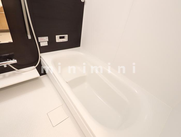 バス・シャワールーム　※写真は別号室のものですので現状優先とさせていただきます