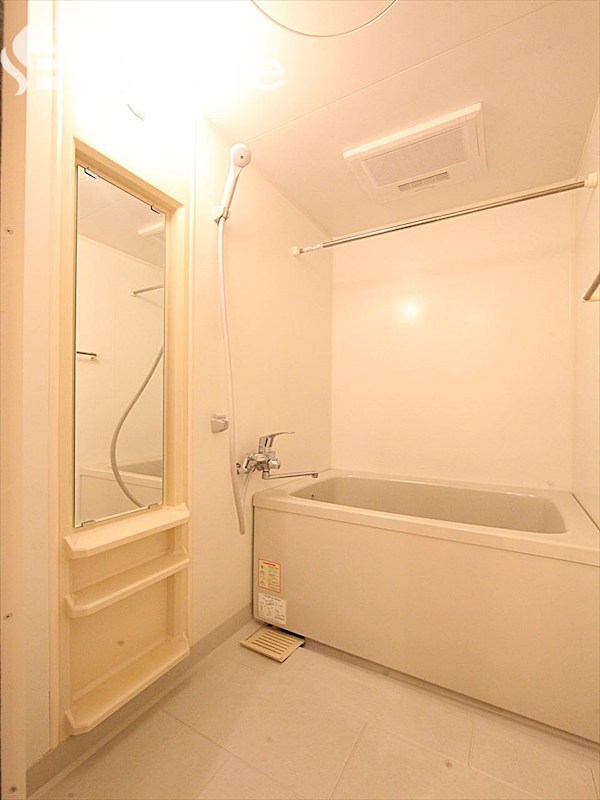 バス・シャワールーム　バスルーム