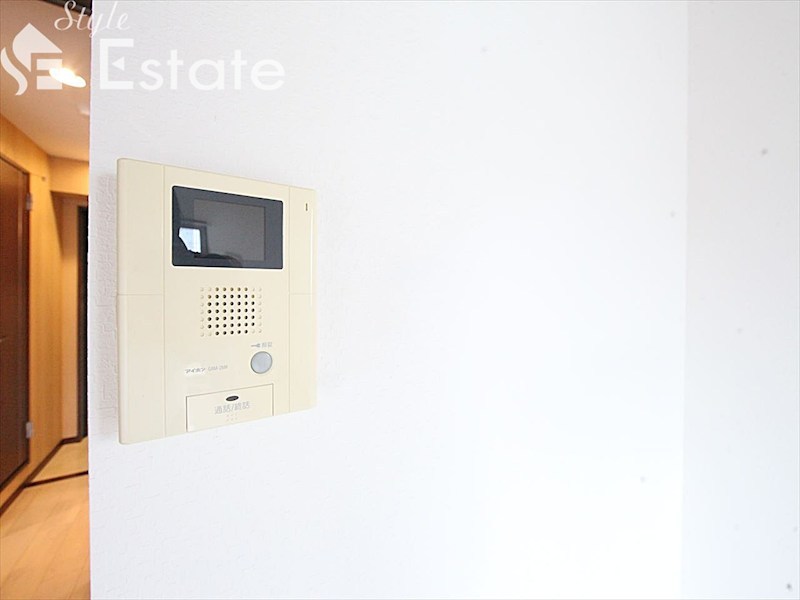 セキュリティ　モニター付きインターホン