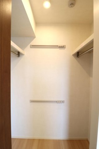 収納　ウォークインクローゼット