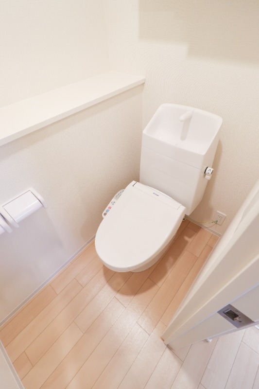 トイレ　図面と現状に相違がある場合には現状を優先