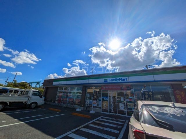 コンビニ　ファミリーマート　千葉山王町店（コンビニ）まで1334m