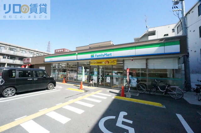 コンビニ　ファミリーマート東淀川南江口店（コンビニ）まで73m