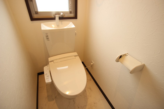 トイレ　※他部屋の写真です。