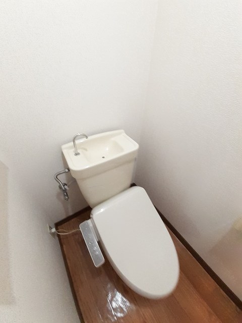 トイレ　トイレ