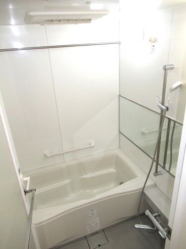 バス・シャワールーム　浴室　※前回募集時2025年3月の写真