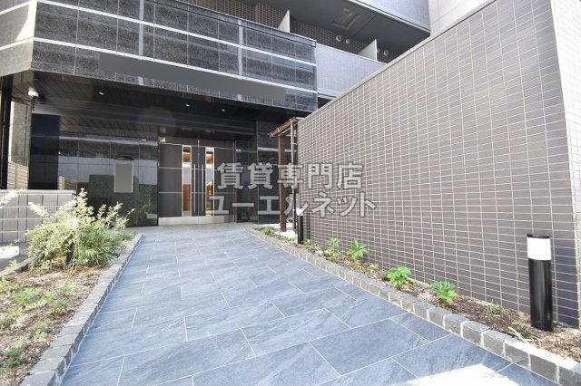 エントランス　エントランス