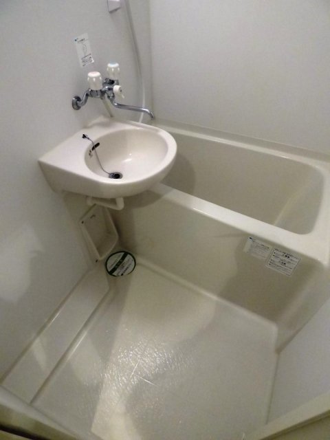 バス・シャワールーム　バスルーム