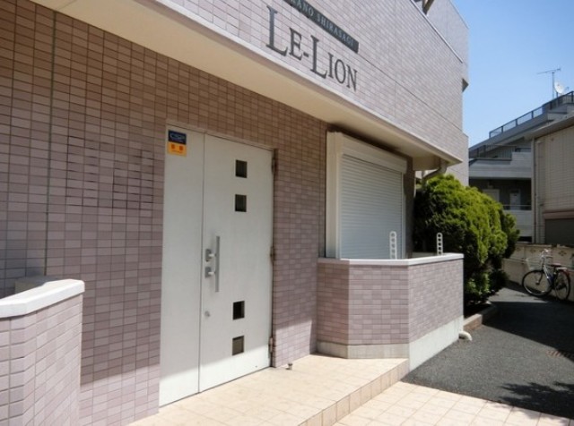 エントランス　エントランス