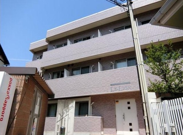 建物外観　おしゃれな外観