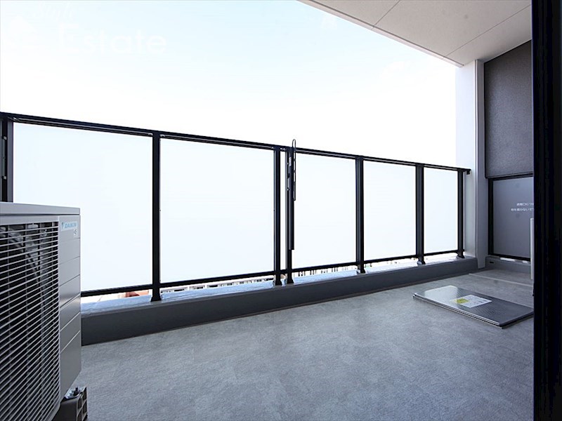 バルコニー　バルコニー