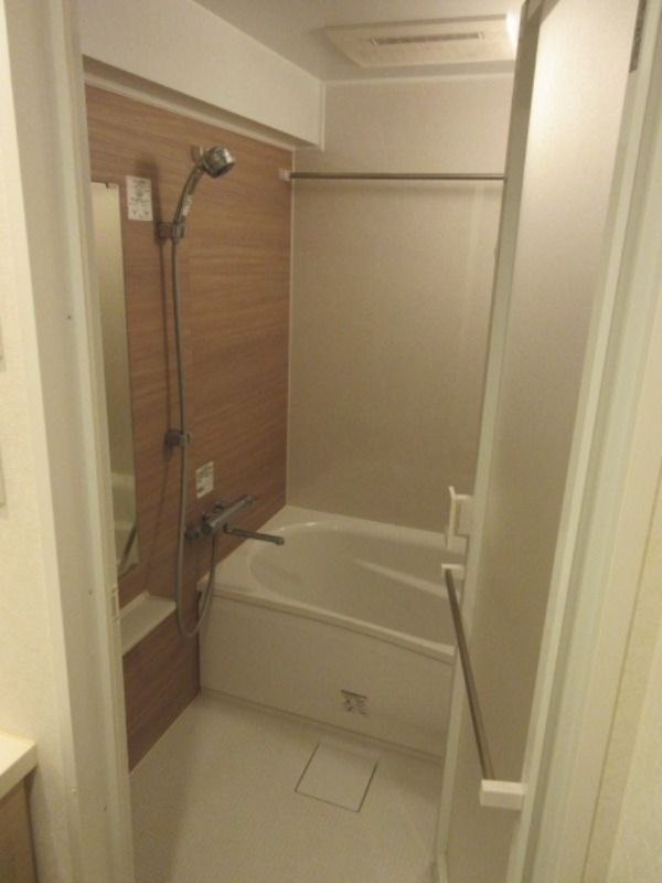 バス・シャワールーム　☆ゆったりくつろげるお風呂☆