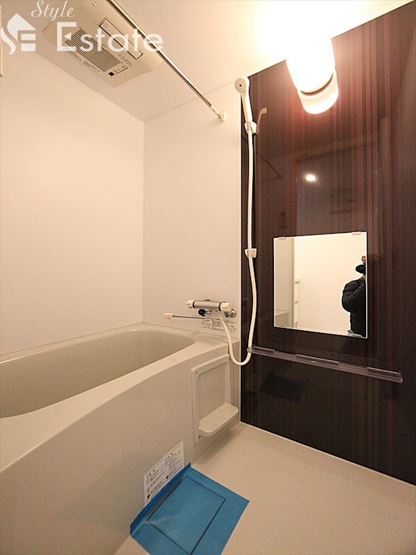 バス・シャワールーム　バスルーム