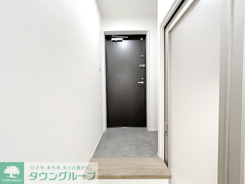 玄関　お部屋探しは株式会社　タウンハウジング　までお気軽にお問合…