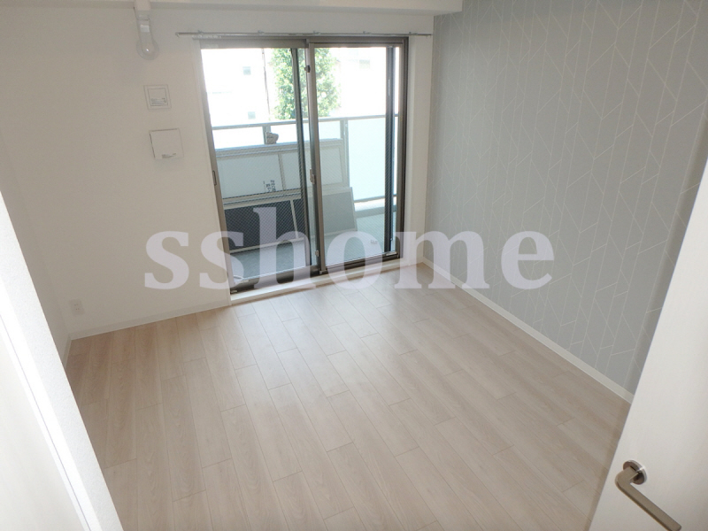 居室・リビング　明るいお部屋です