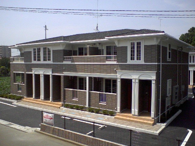 建物外観　外観は落ち着いています