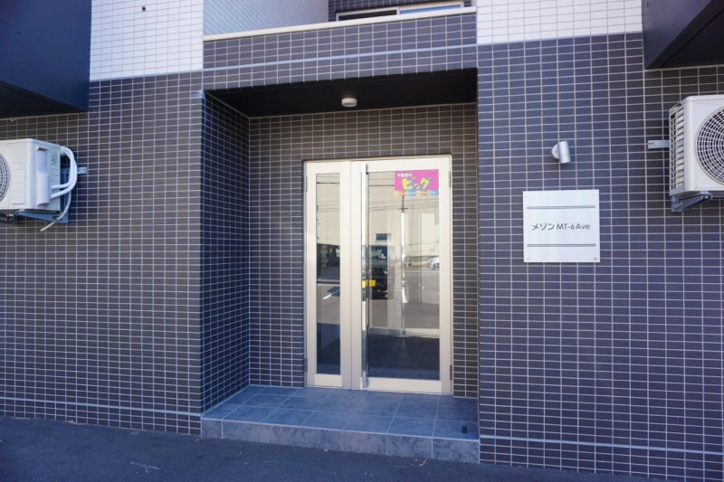 エントランス　エントランス