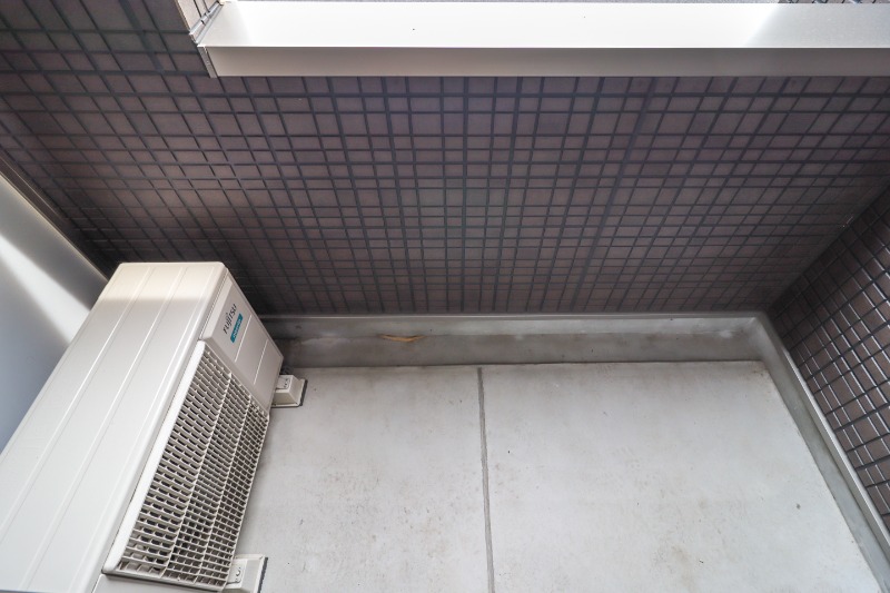 バルコニー　図面と現状に相違がある場合には現状を優先