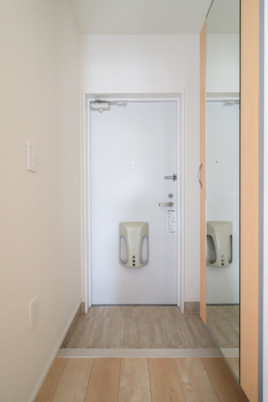 玄関　図面と現状に相違がある場合には現状を優先