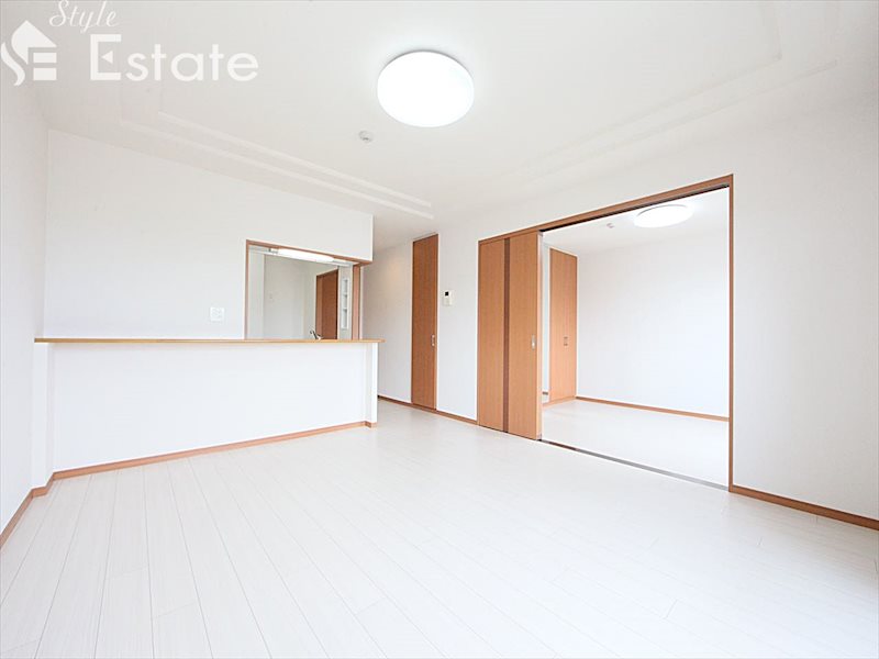 居室・リビング　内装