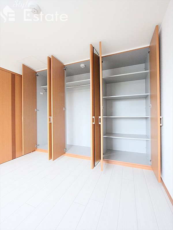 収納　クローゼット