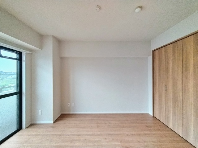 その他部屋・スペース　【洋室６帖】南向きのお部屋★