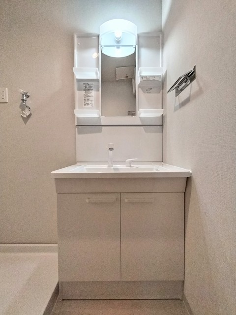 洗面設備　★シャワー付洗面化粧台★