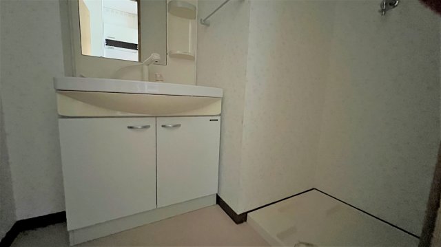 洗面設備　※反転タイプの間取となります。