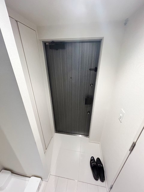 玄関　別部屋同仕様タイプ