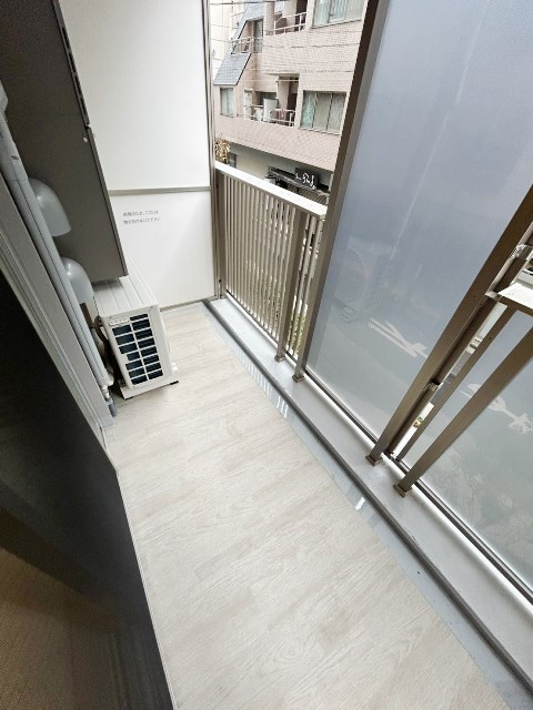 バルコニー　別部屋同仕様タイプ