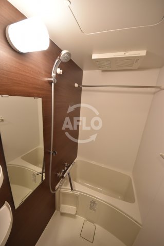 バス・シャワールーム　アドバンス大阪グロウスII　　バスルーム