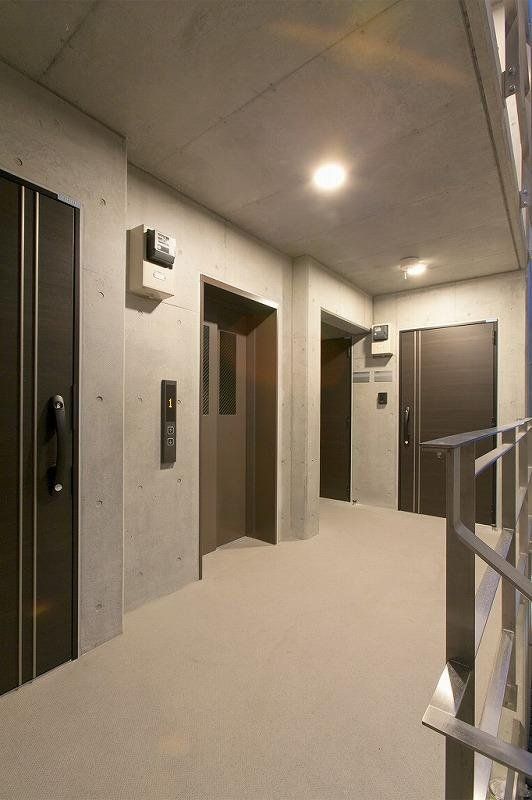 エントランス　エントランス