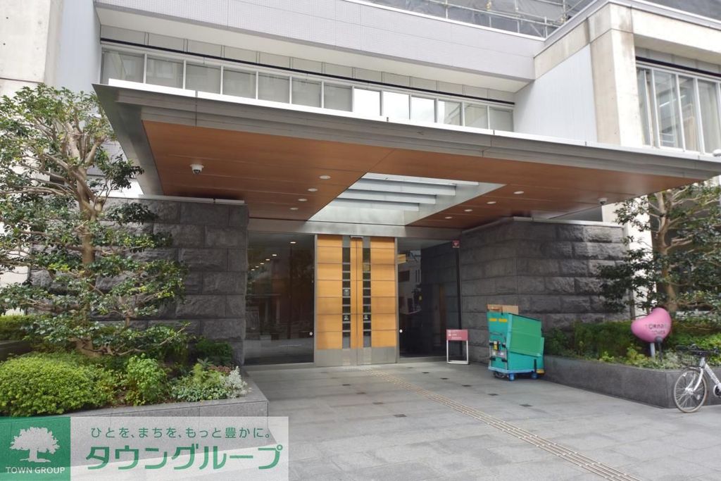 エントランス　エントランス