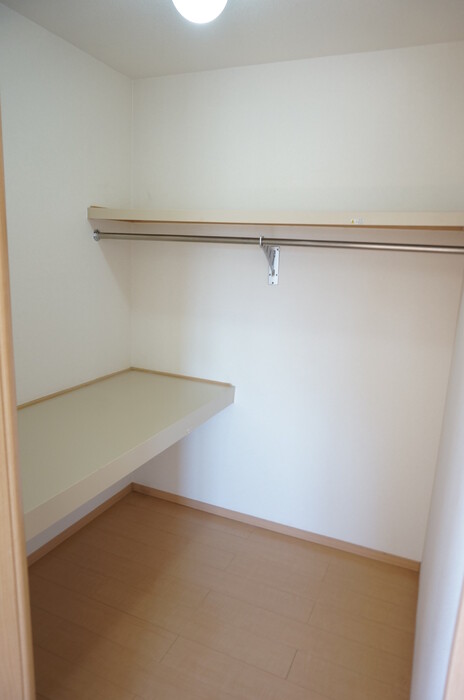 収納　クローゼット