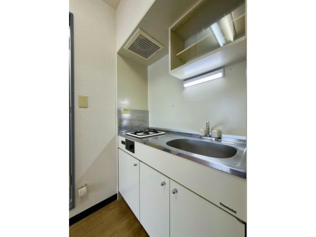 キッチン　ガスコンロ付き