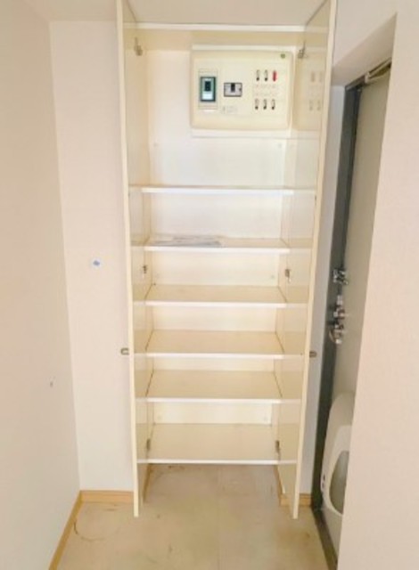 玄関　同仕様タイプ