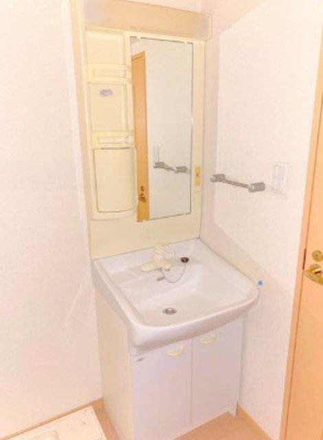 洗面設備　同仕様タイプ