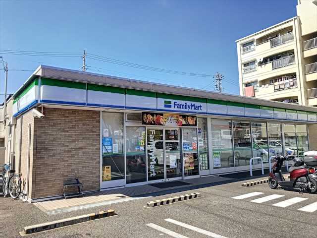 コンビニ　ファミリーマート豊明二村台南店（コンビニ）まで184m