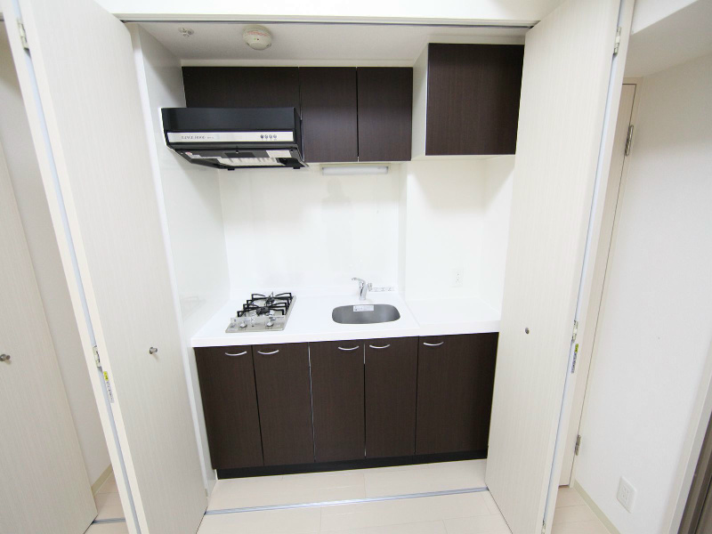 キッチン　システムキッチン（ガス2口コンロ付）