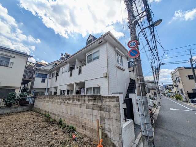 レオパレス高砂の外観写真