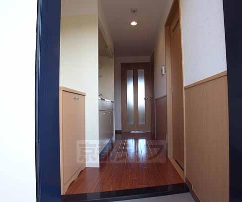 その他部屋・スペース　スッキリとした廊下です。