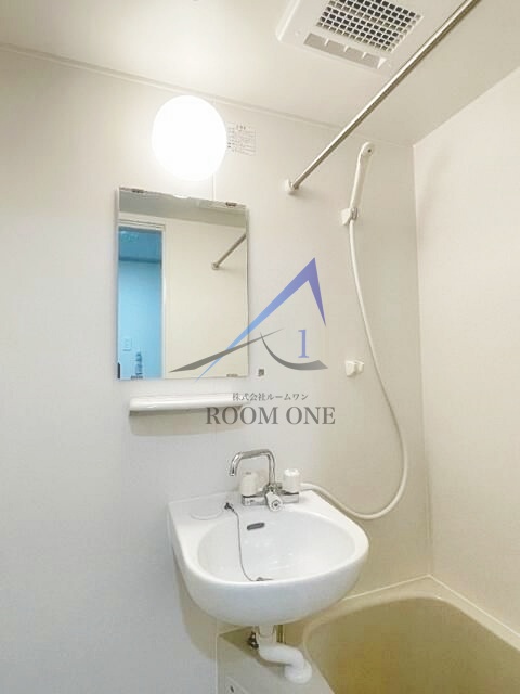 洗面設備　洗面台です。