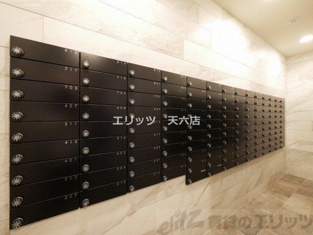 ロビー　エントランス