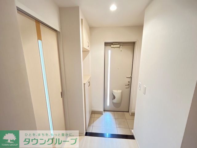 玄関　お問合せはタウンハウジングまで！※現地待合わせ相談可能