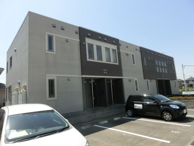 建物外観　閑静な住宅街に立地しております。