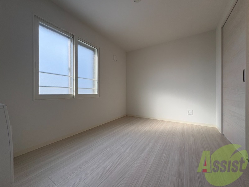 その他部屋・スペース　寝室です。部屋をどう使うかはあなた次第です！